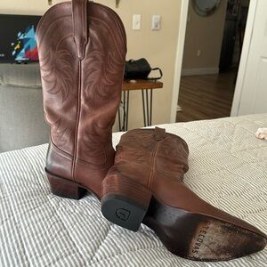 Brown Tecova cowboy boots